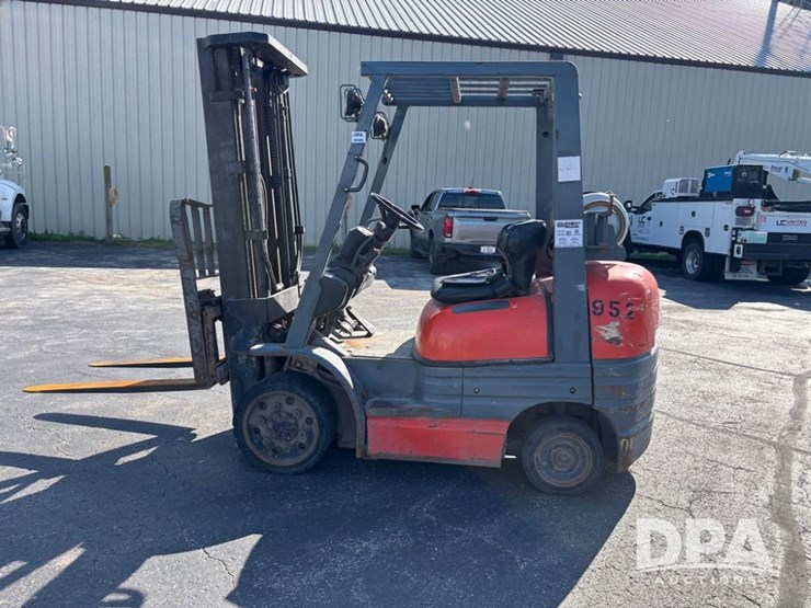 toyota-forklift-(dr11896-unit-952)-image-11
