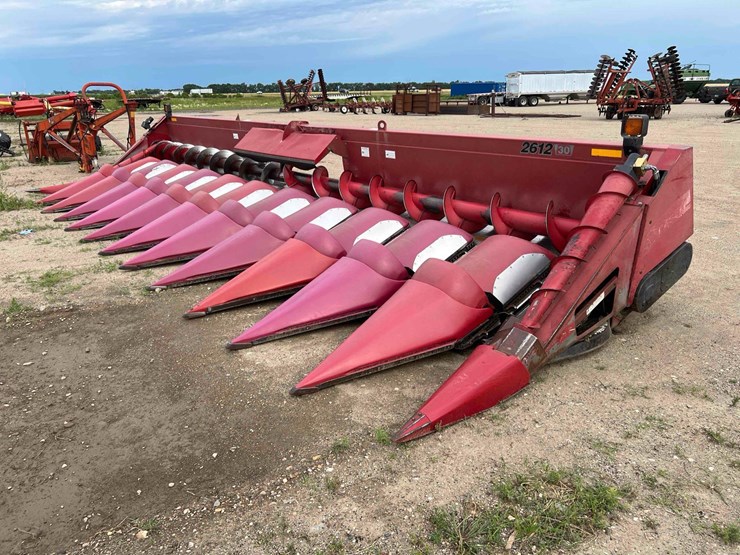 case-ih-2612-image-1