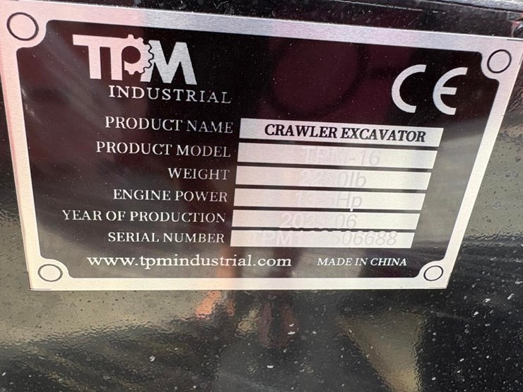 tpm-16-mini-excavator-image-5