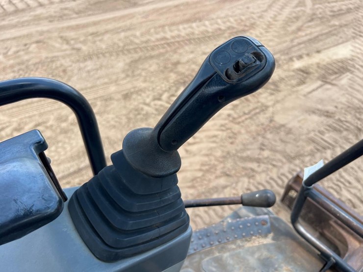 caterpillar-303.5c-cr-image-31