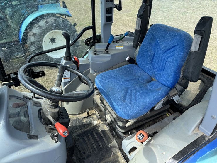 new-holland-boomer-47-image-8