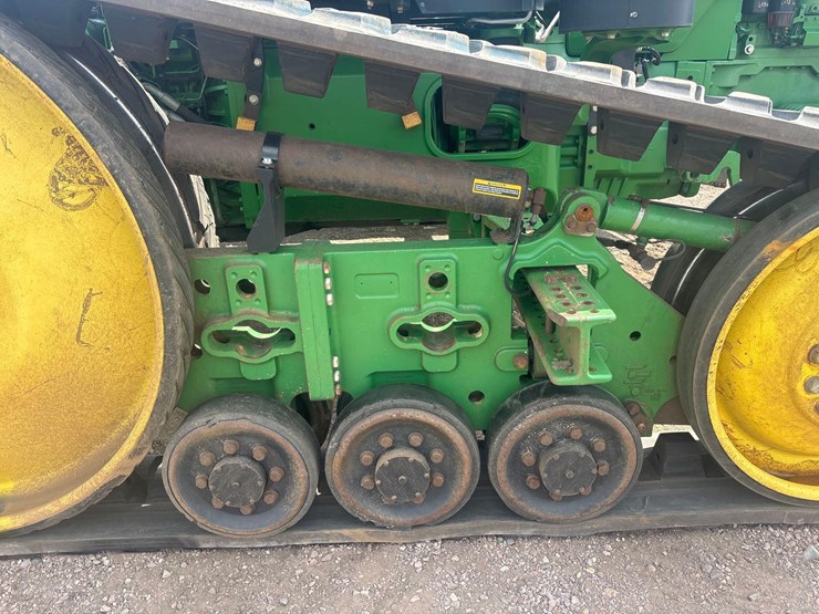 2013-john-deere-8360rt-image-14