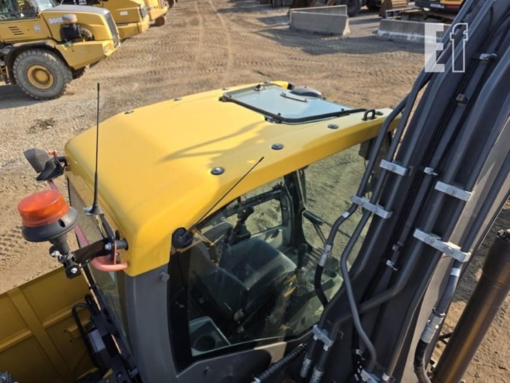 2021-volvo-ec140el-image-42