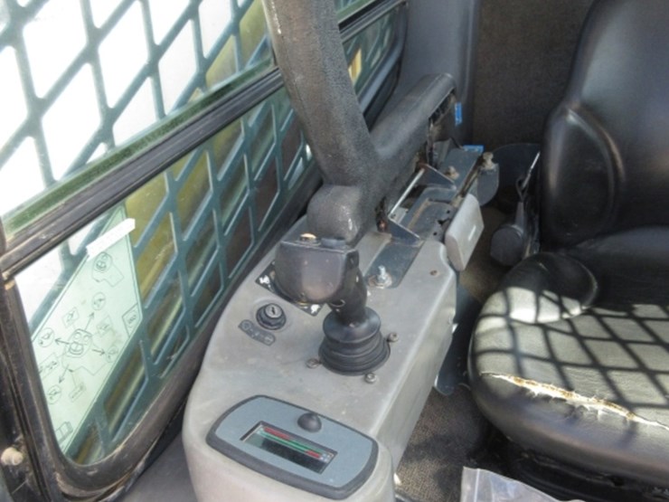 gehl-rt210-image-12