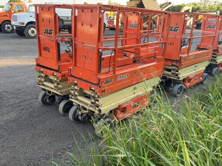 jlg-1930es-image-1