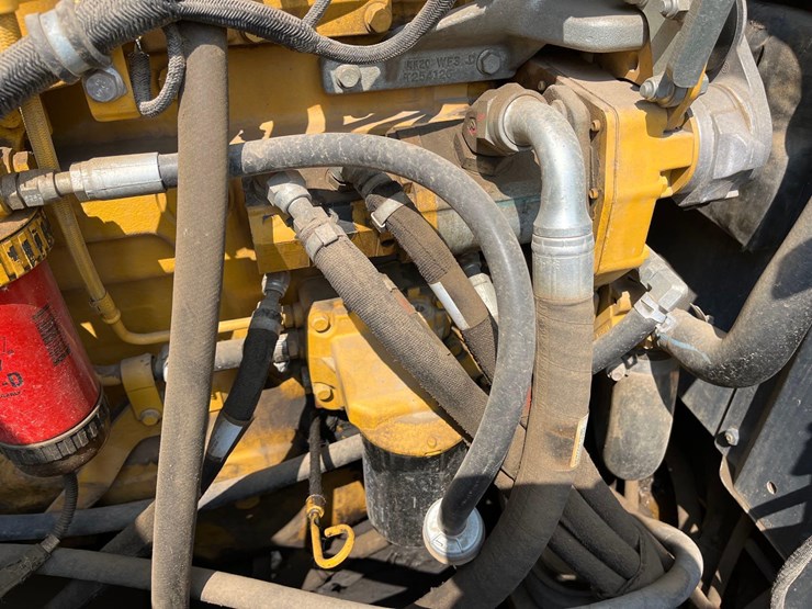 john-deere-644-image-29