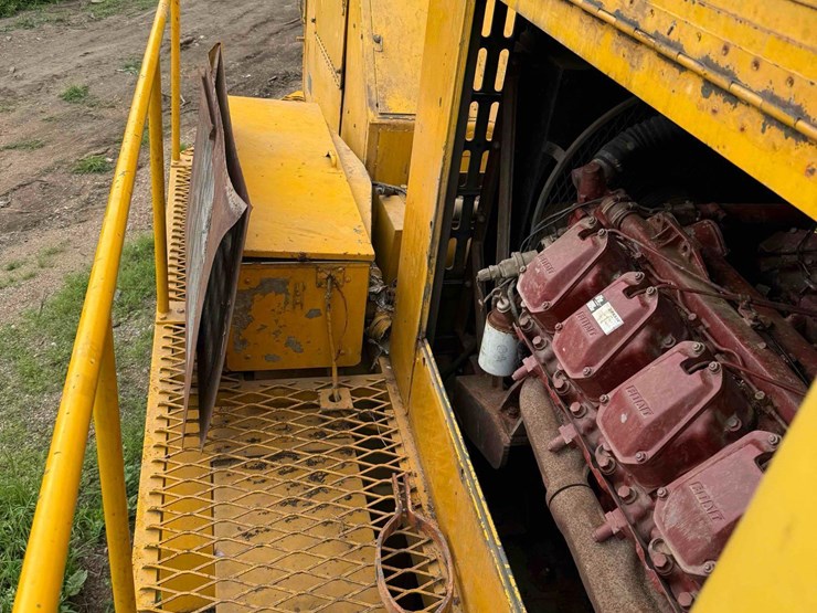 fwd-s49v-model-snowblower-truck-image-40