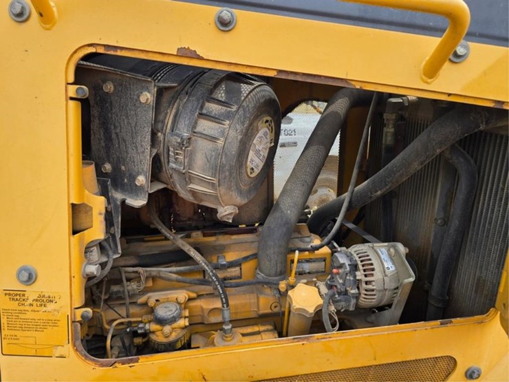 deere-750j-lgp-image-48