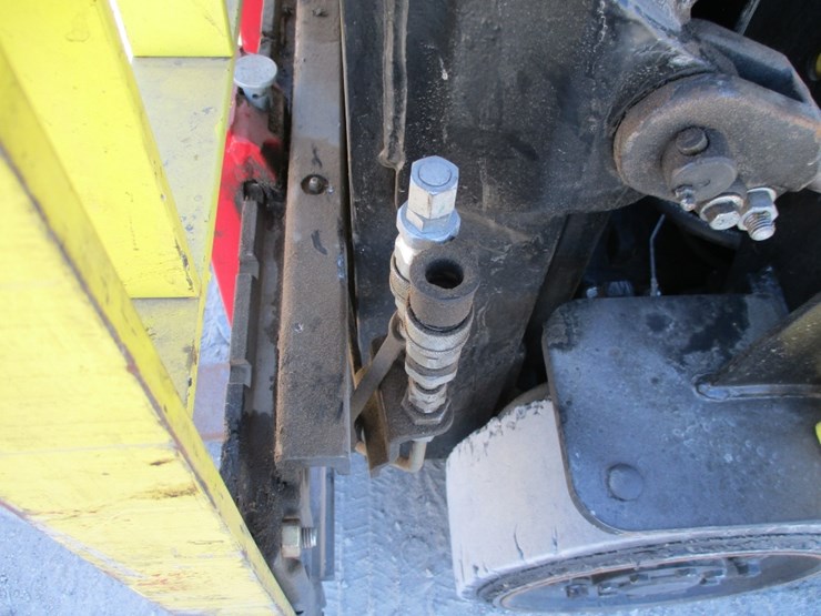 2017-hyster-s30ft-image-11