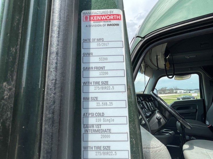 2018-kenworth-t680-image-76