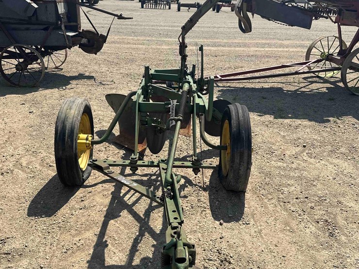 john-deere-2-image-2