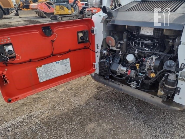 2018-bobcat-t590-image-35