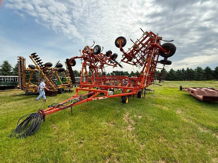 bourgault-9400-image-4