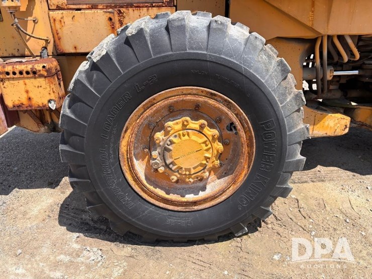 1989-caterpillar-it28b-image-48