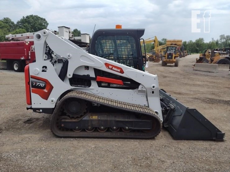 2023-bobcat-t770-image-3