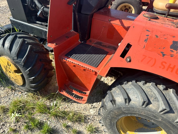 ditch-witch-rt40-image-26