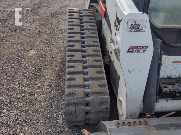2017-bobcat-t870-image-38
