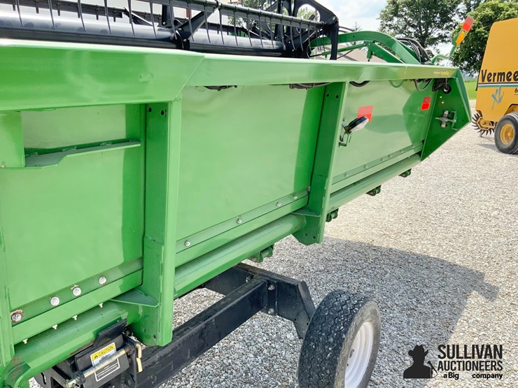 2014-john-deere-630f-image-15
