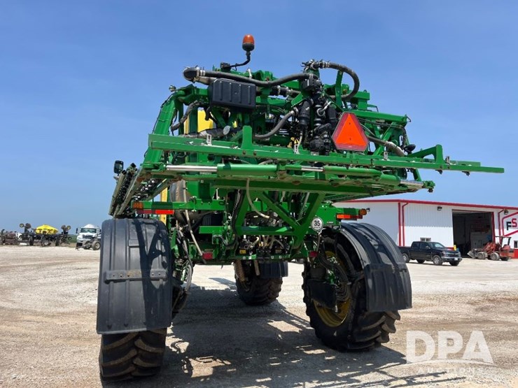 2020-john-deere-r4045-image-18