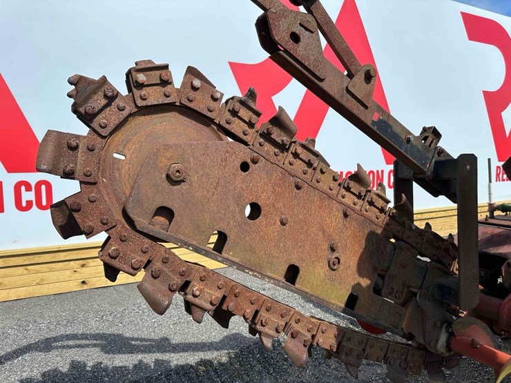 2001-ditch-witch-8020-image-24