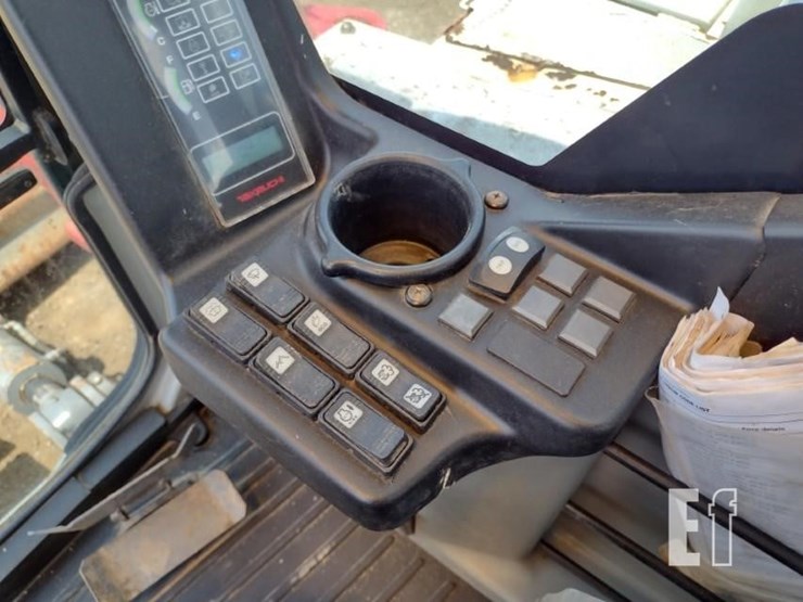 takeuchi-tb1140-image-8