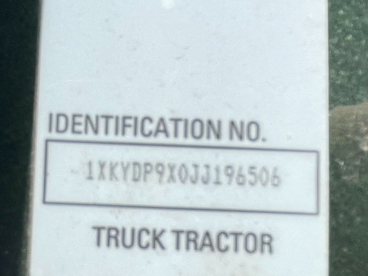 2018-kenworth-t680-image-103