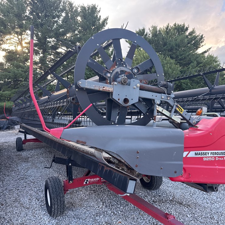MASSEY-FERGUSON 9250