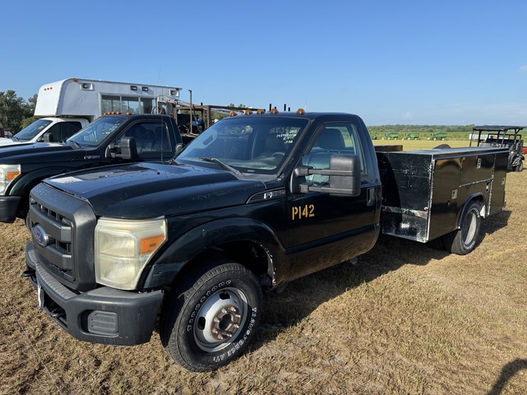 2013-ford-f350-xl-image-2