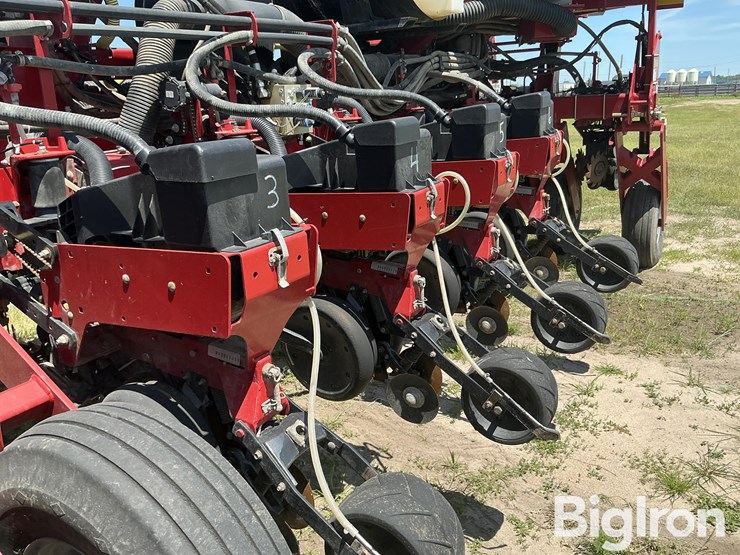 2012-case-ih-1250-image-18