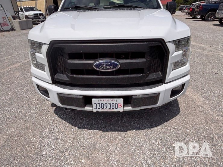 2016-ford-f150-xl-image-15