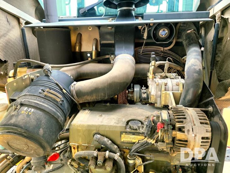 deere-244j-image-50