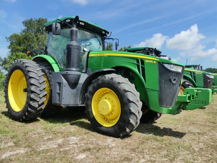 2015-john-deere-8295r-image-1