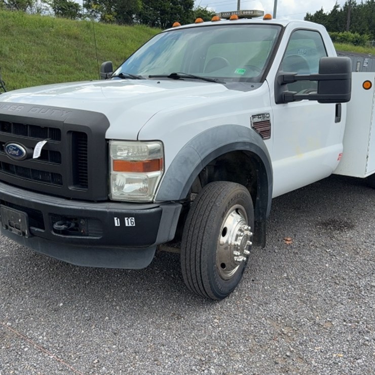 2010 FORD F450