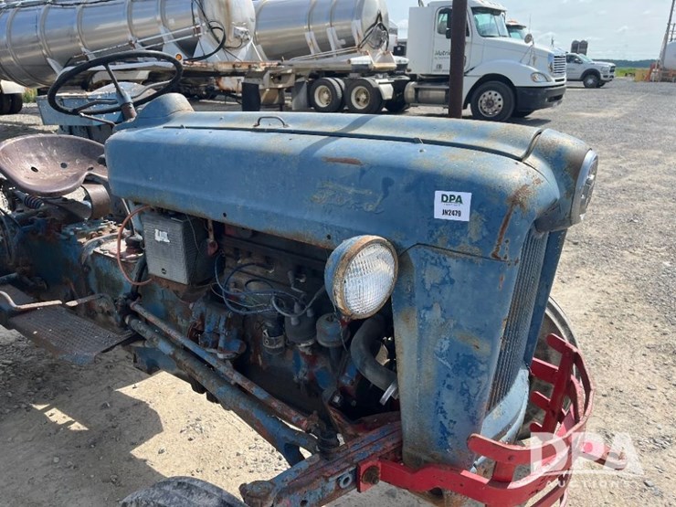 ford-600-image-17