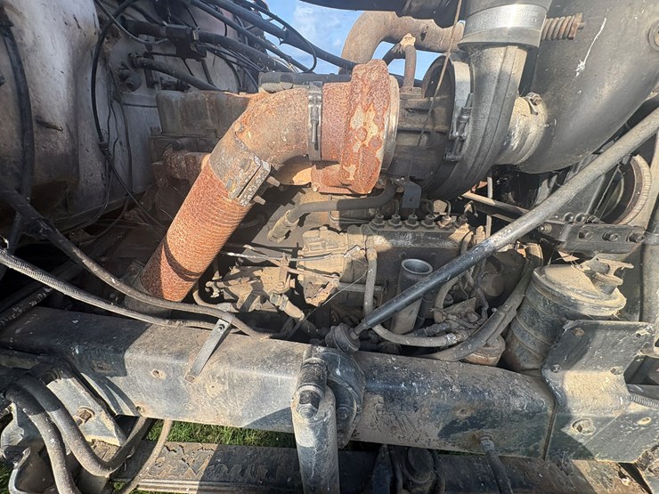1982-mack-r686-image-35
