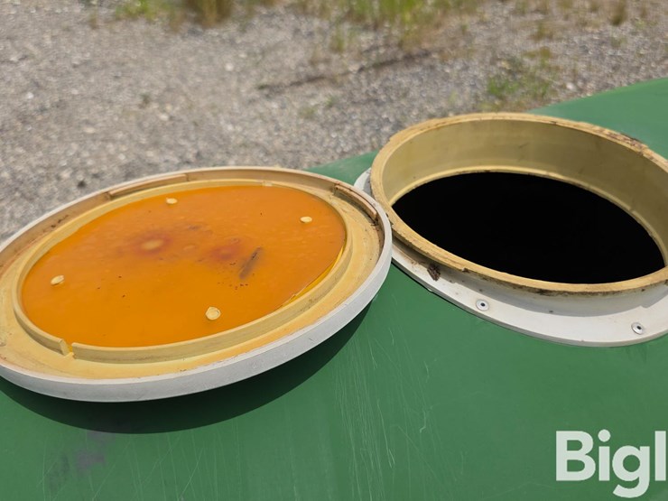 300-gallon-front-mount-tank-image-18