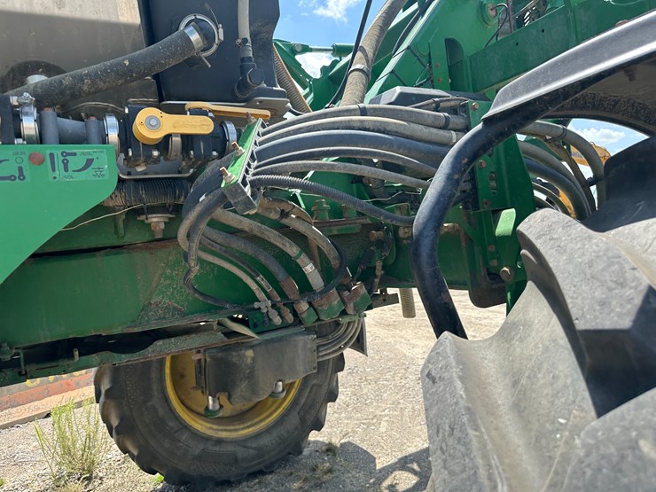 2018-john-deere-r4038-image-29