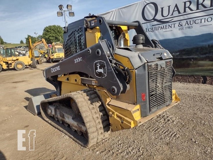 2022-deere-333g-image-40