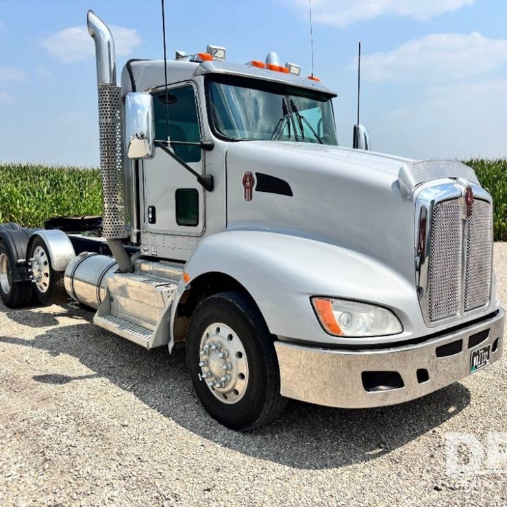 2014 KENWORTH T660