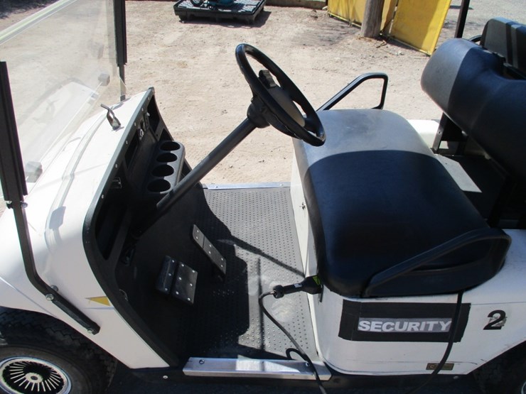 ez-go-golf-shuttle-cart,-image-7