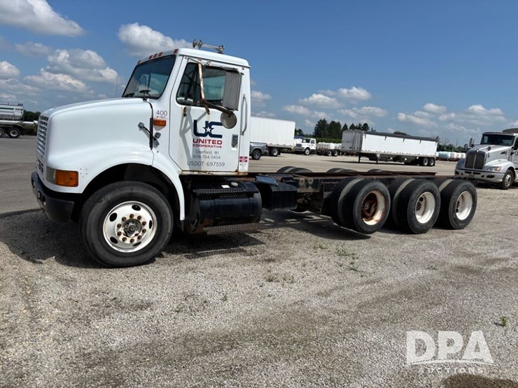 2000-international-8100-image-18