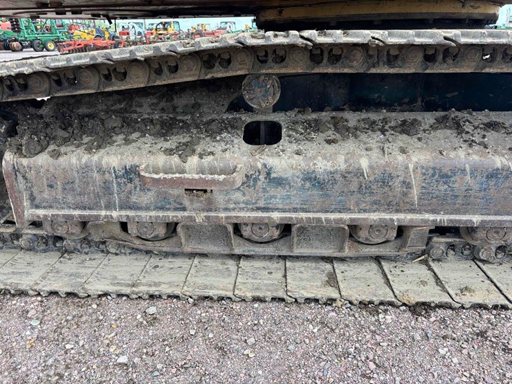 caterpillar-322cl-image-48