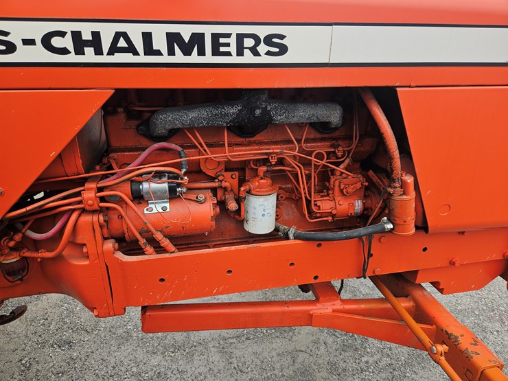 #201998-•-allis-chalmers-180-tractor-image-14