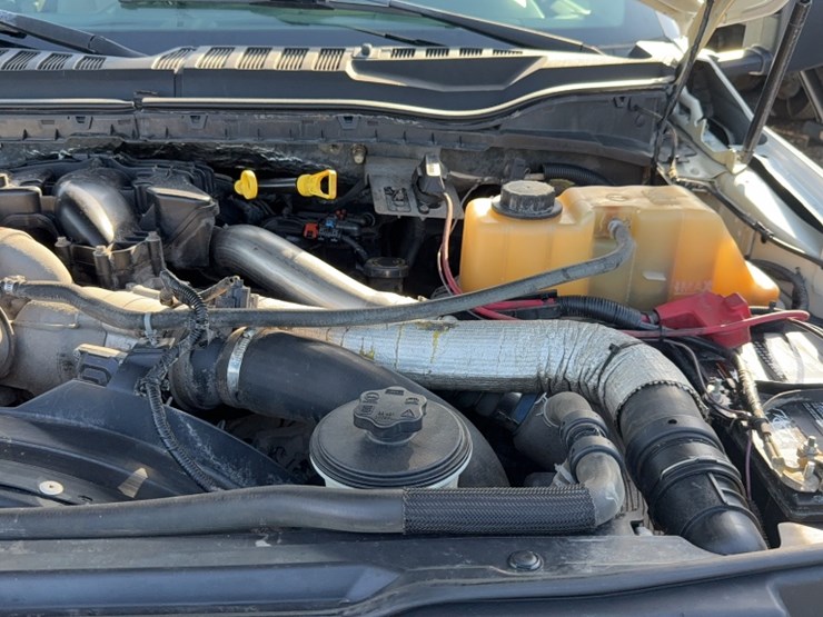 2017-ford-f550-image-26