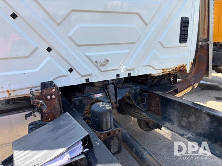 2012-international-durastar-4400-image-28