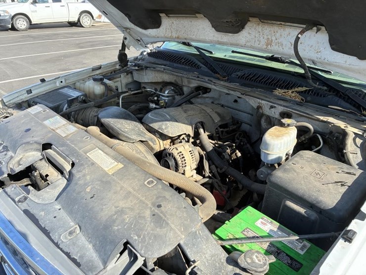 2005-chevrolet-silverado-2500-image-7