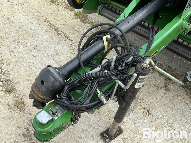 2015-john-deere-569-image-10