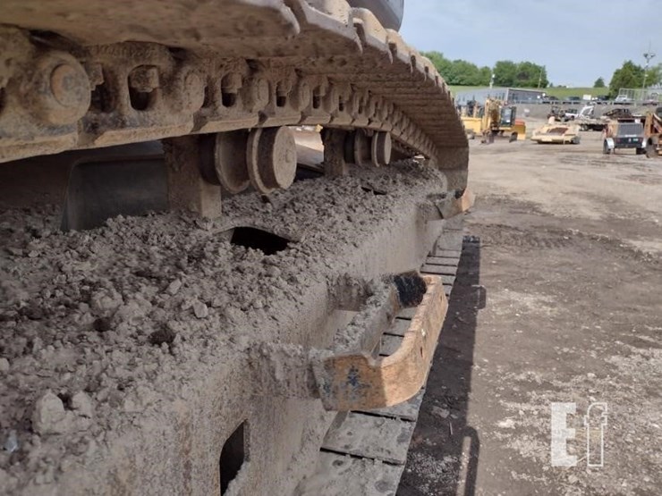 2011-kobelco-sk210-image-35