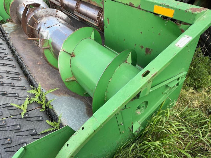 john-deere-212-image-6