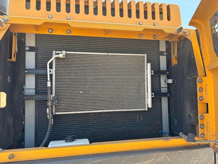 2012-volvo-ec250dl-image-9